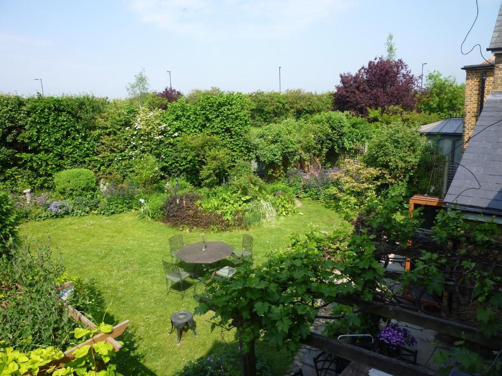 Manor Cottage Bed&Breakfast Windsor Exteriör bild